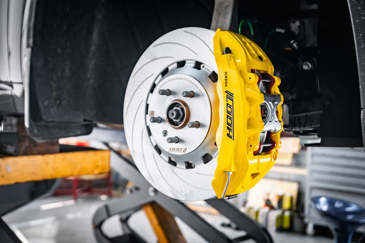 remplacement de l'étrier arrière