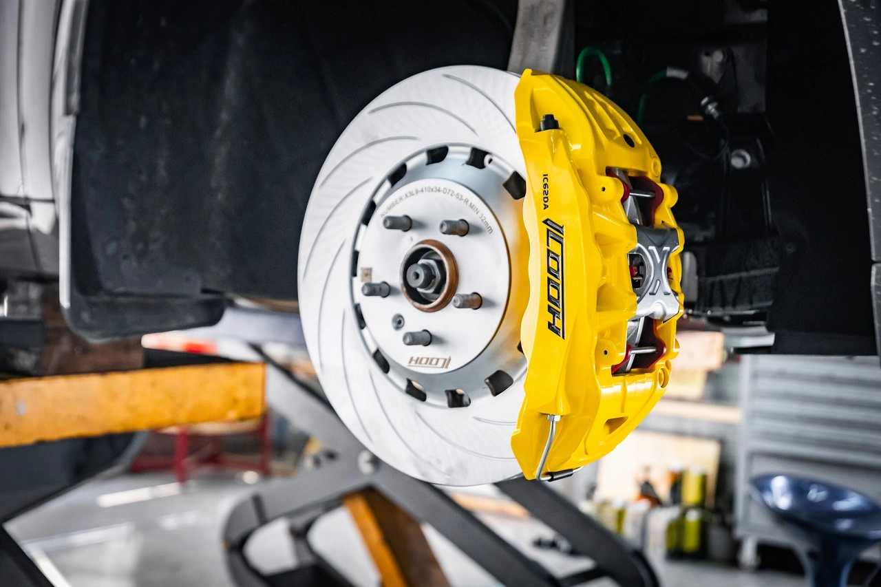 Remplacement d'étrier de frein arrière - ICOOH