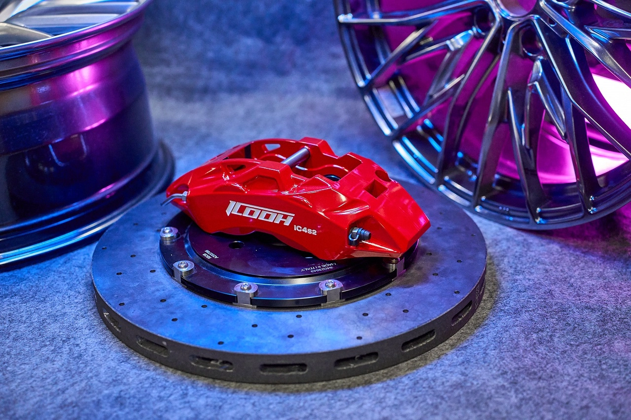 red brake calipers - ICOOH