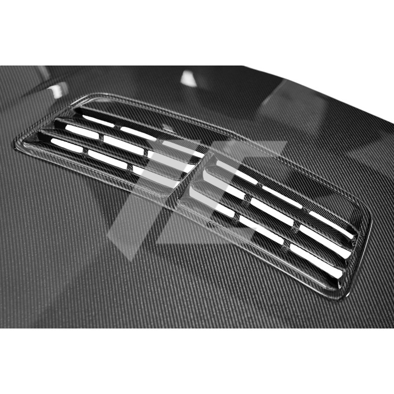 24 Mustang 002 carbon fiber hoods on display - ICOOH