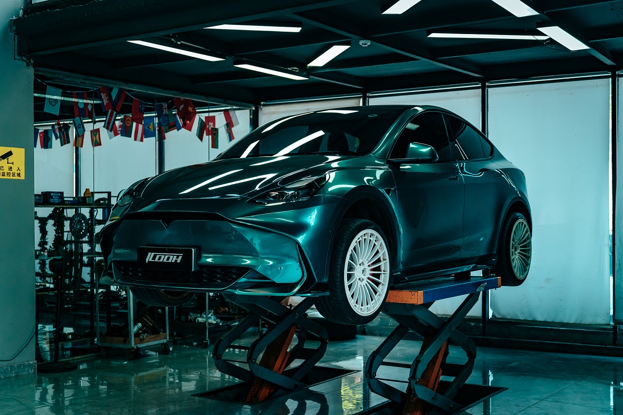 how to fix a stuck brake caliper