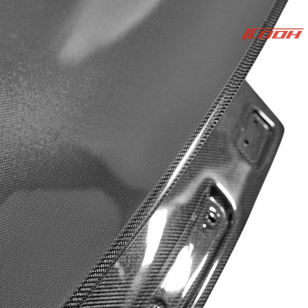 Baule Ducktail in fibra di carbonio per Mustang - ICOOH