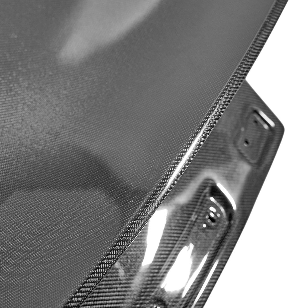 Carbon Fiber Ducktail Trunk for Mustang