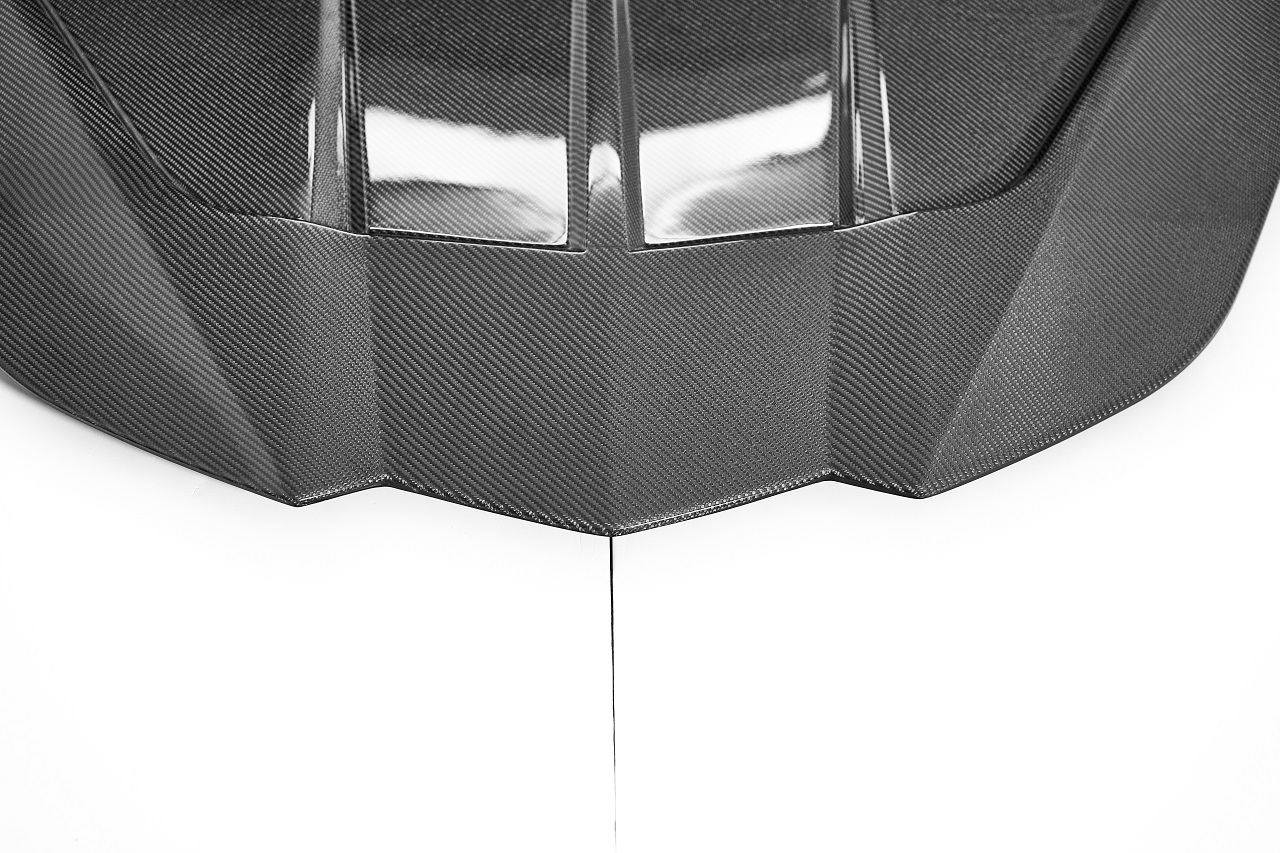 Chevrolet C8 carbon fiber hood - ICOOH