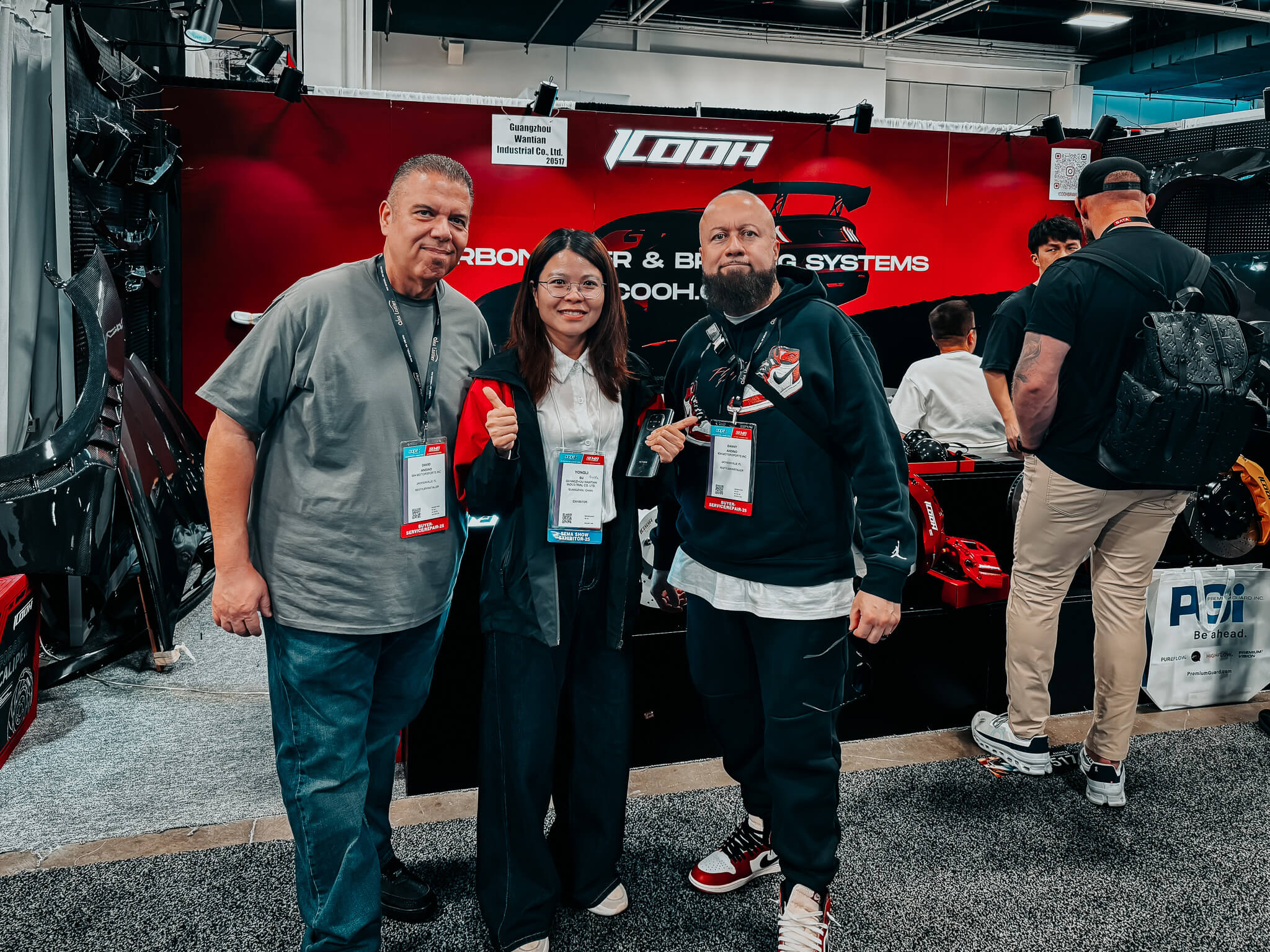 Mga customer sa 2025 SEMA Show - ICOOH