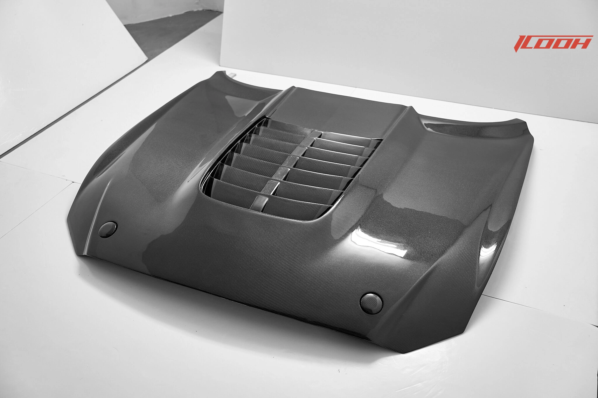 GT500 001 Ford Mustang Carbon Fiber Hood - ICOOH