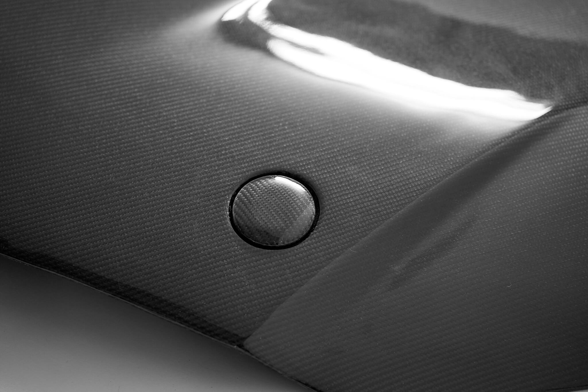 Mustang 001 carbon fiber hood details - ICOOH