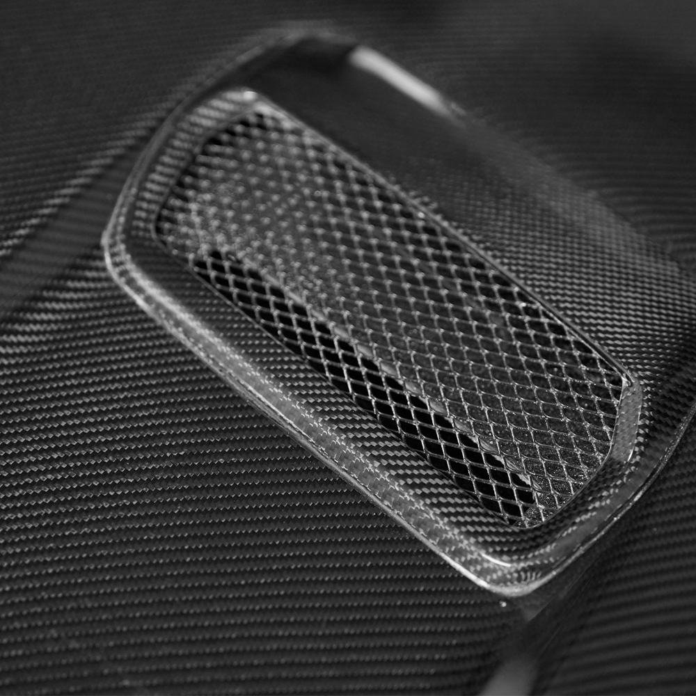 Mustang 002 carbon fiber hood details - ICOOH