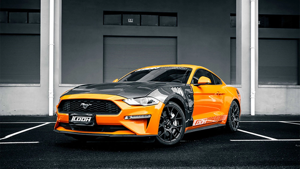 Mustang-002-carbon-fiber-hood-display - ICOOH Mustang-002-carbon-fiber-hood-display - ICOOH