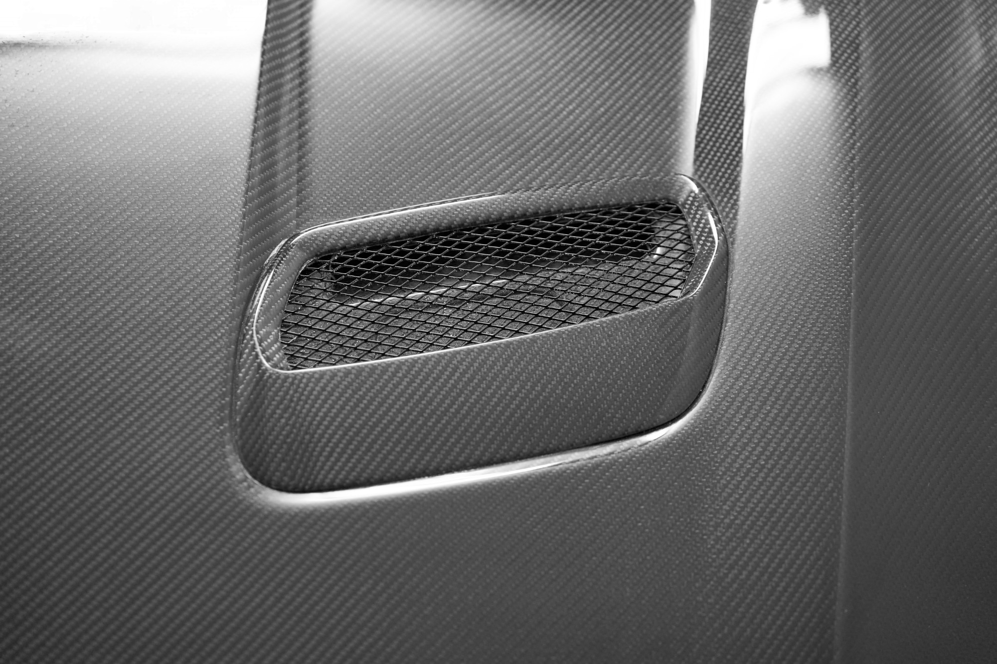 Mustang 2015-2017 carbon fiber hood - ICOOH