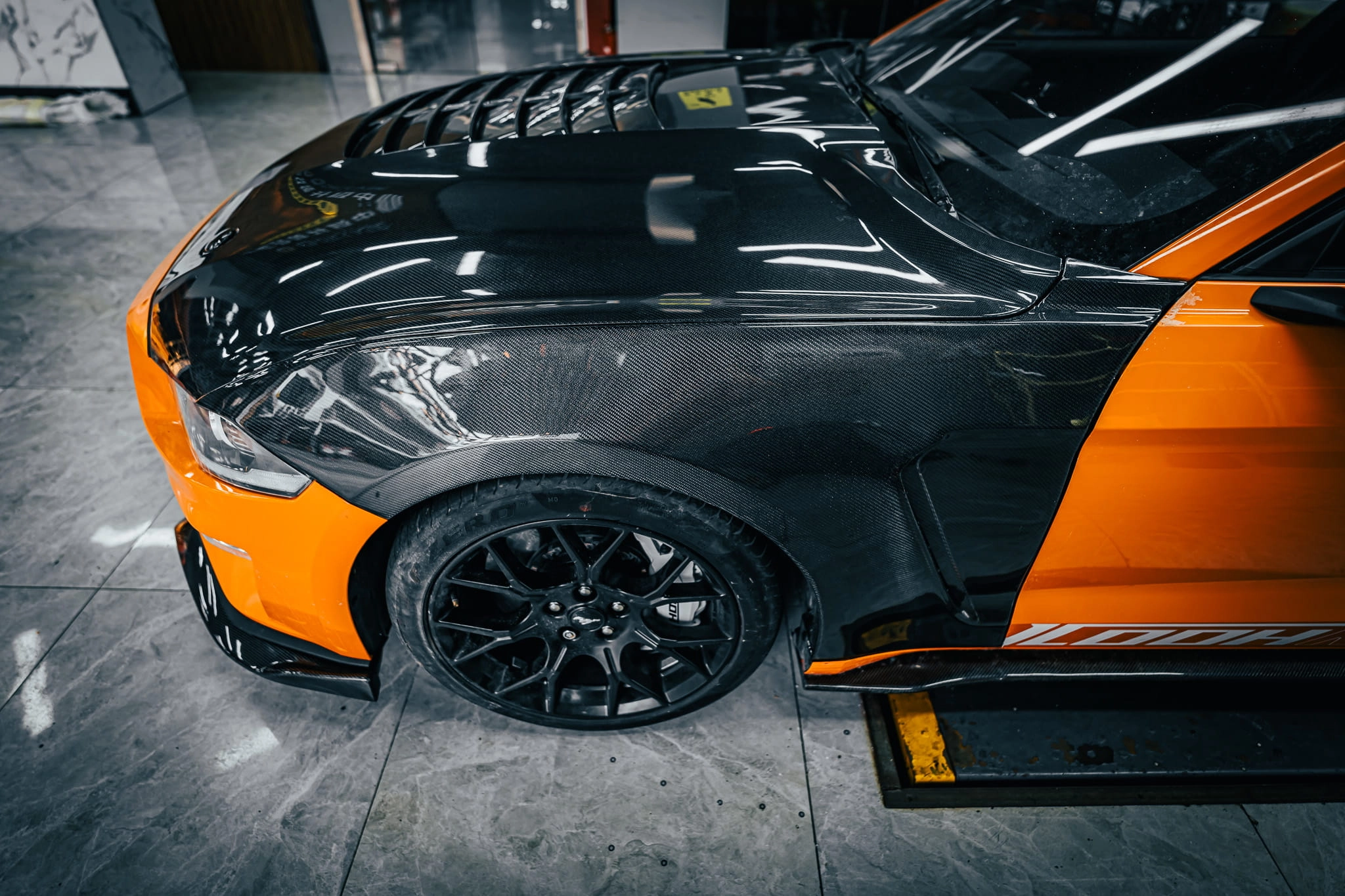 Mustang-carbon-fiber-hood - ICOOH Mustang carbon fiber hood - ICOOH